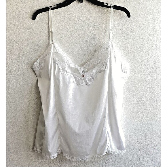 Vintage Mel-Lin White Camisole With Lace and Little Roses - Picture 1 of 9